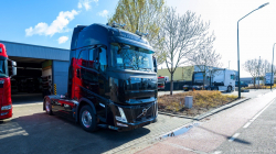 20260329-Tom-Holding-00276